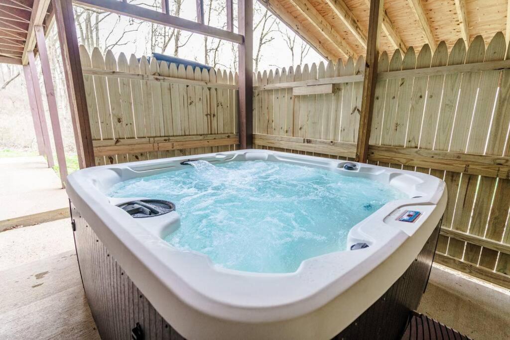 Mountain Views, Hot Tub, Firepit, Dog Friendly, Ev Connector Stanley