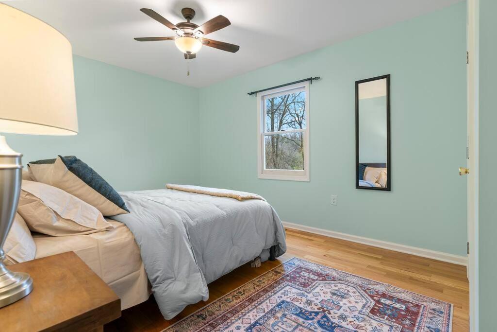 Mountain Views, Hot Tub, Firepit, Dog Friendly, Ev Connector Holiday home Stanley